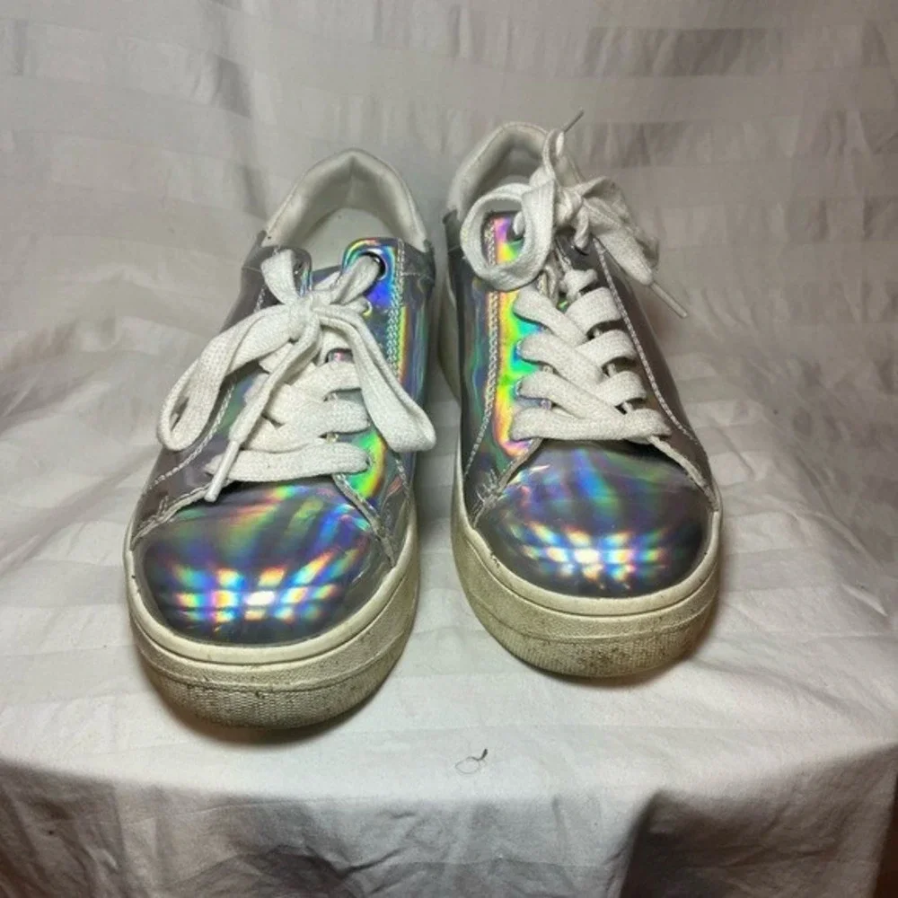 Steve Madden JROCKAWY Kids Holographic Silver Platform Sneakers Size 3M